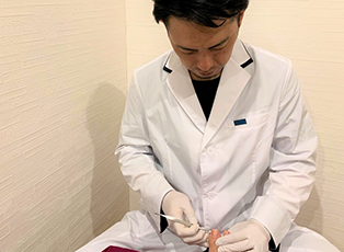 特許取得済の補正器具を使用した技術で痛くない!